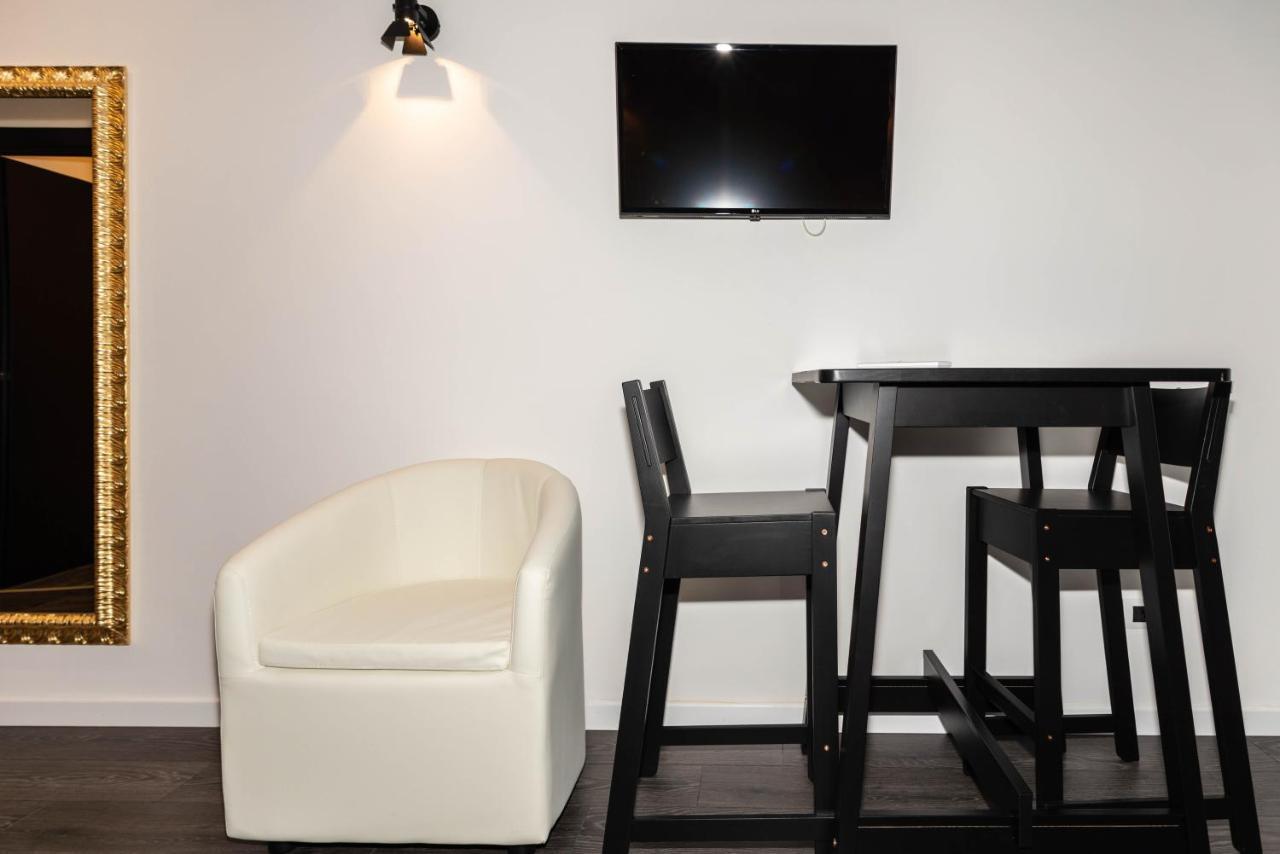 Trevi & Pantheon Design Rooms Roma Dış mekan fotoğraf